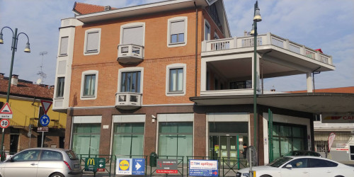 Vai alla scheda: Negozio Affitto Chivasso
